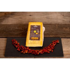Branza maturata Herba &ndash; cu ierburi aromatice peste 18 luni ECO A2, 100% Grass-Fed