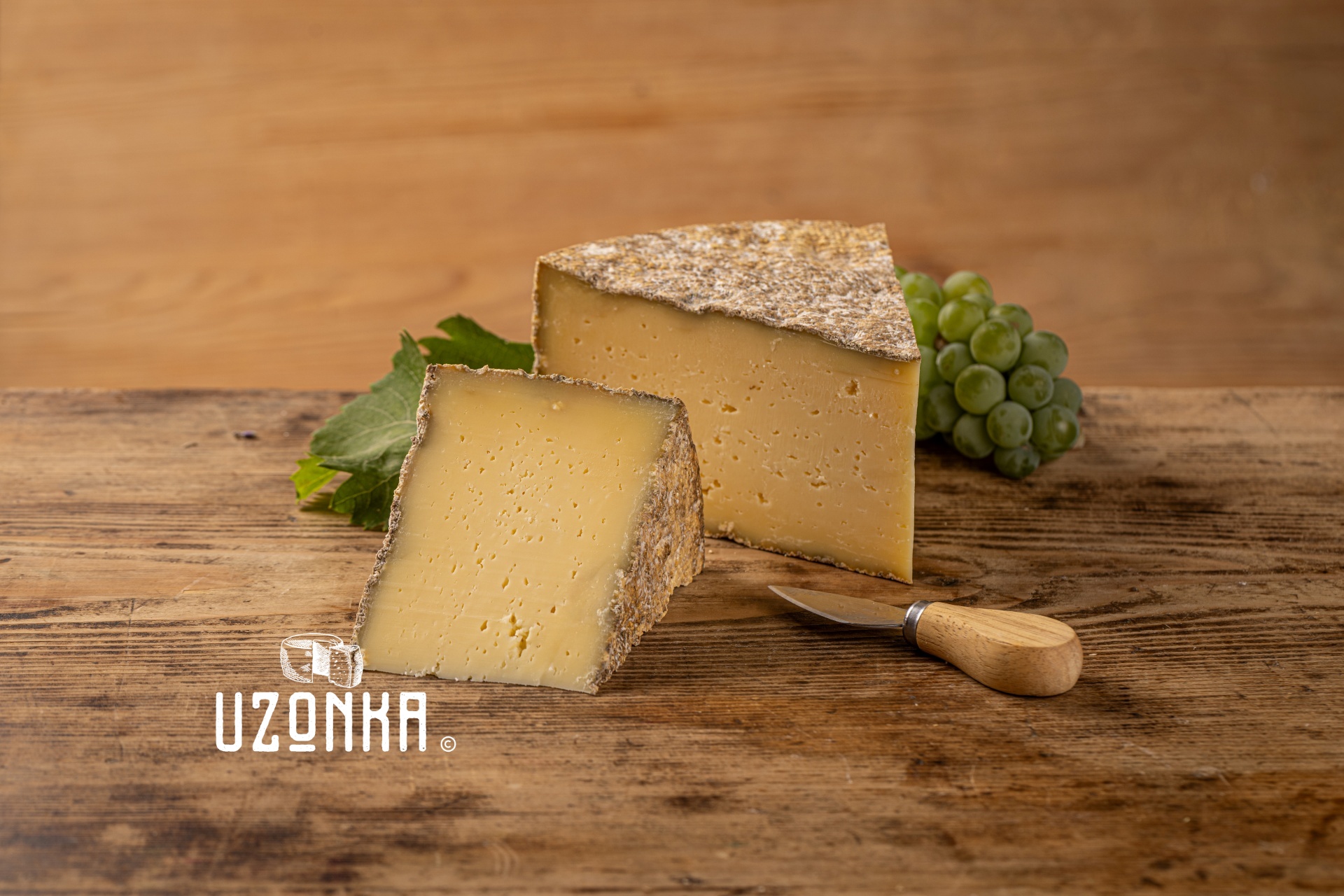 Brânză maturată Montis peste 18 luni – Nepasteurizată, ECO A2, fără lactoză, 100% Grass-Fed