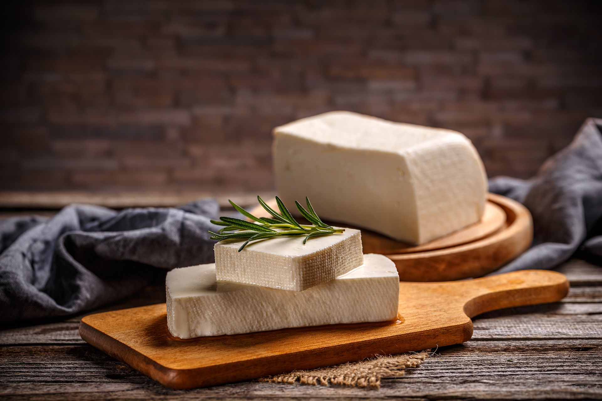 Telemea Montană Eco A2 – 100% Grass-Fed, Proaspătă, Moale, Ușor sărată